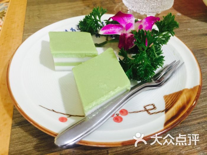 人造纤维板和刨花板的不同|星空·综合体育(图1) 星空·综合体育